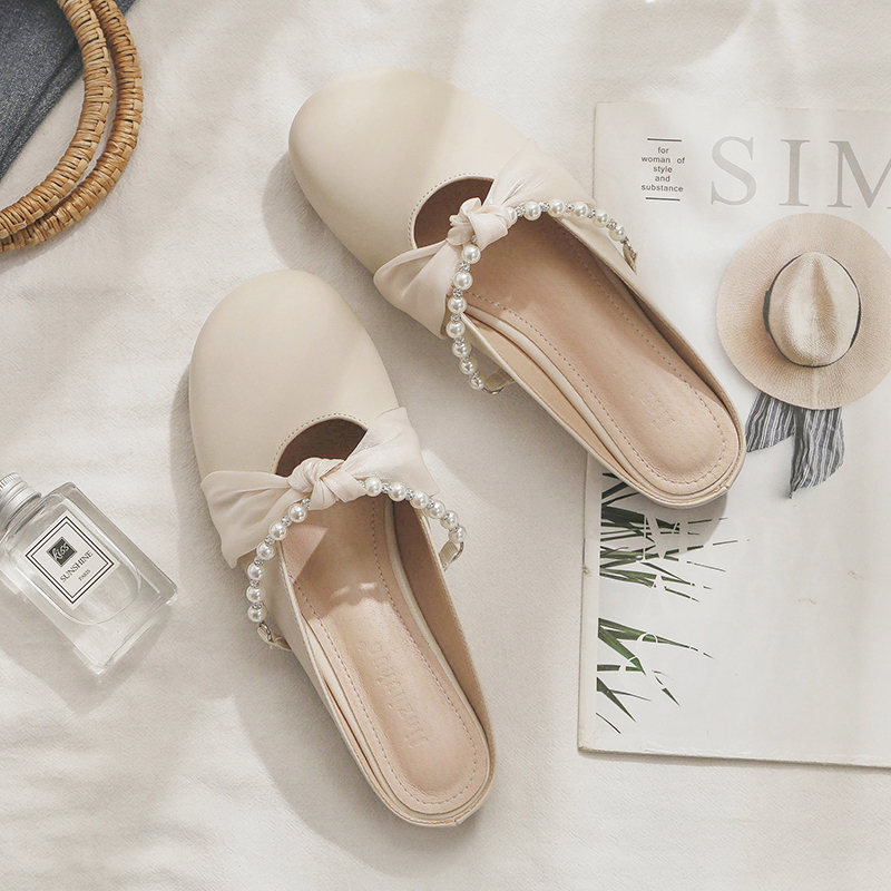 Backless Sheepskin Summer Slippers for Women - Flat Outdoor Loafers with Round Toe Design - Trendy Casual Footwear Backless Sheepskin Summer Slippers for Women - Flat Outdoor Loafers with Round Toe Design - Trendy Casual Footwear