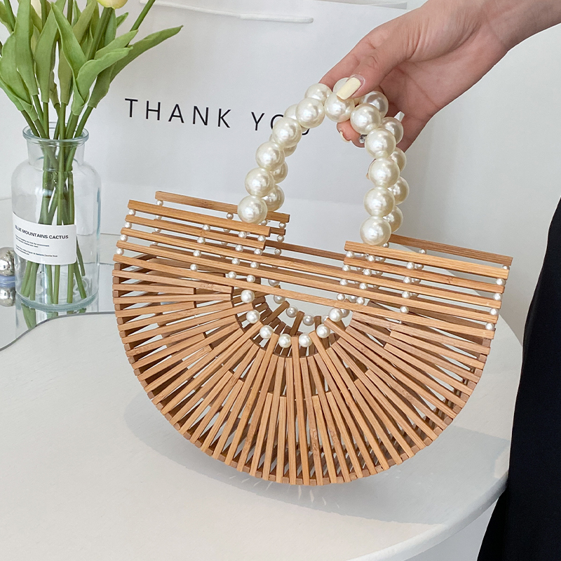 Bamboo Woven Handbag for Women, Versatile Commuter Bag, Spring/Summer 2025 Niche Design, Eco-Friendly Bamboo Joint Bag Bamboo Woven Handbag for Women, Versatile Commuter Bag, Spring/Summer 2025 Niche Design, Eco-Friendly Bamboo Joint Bag