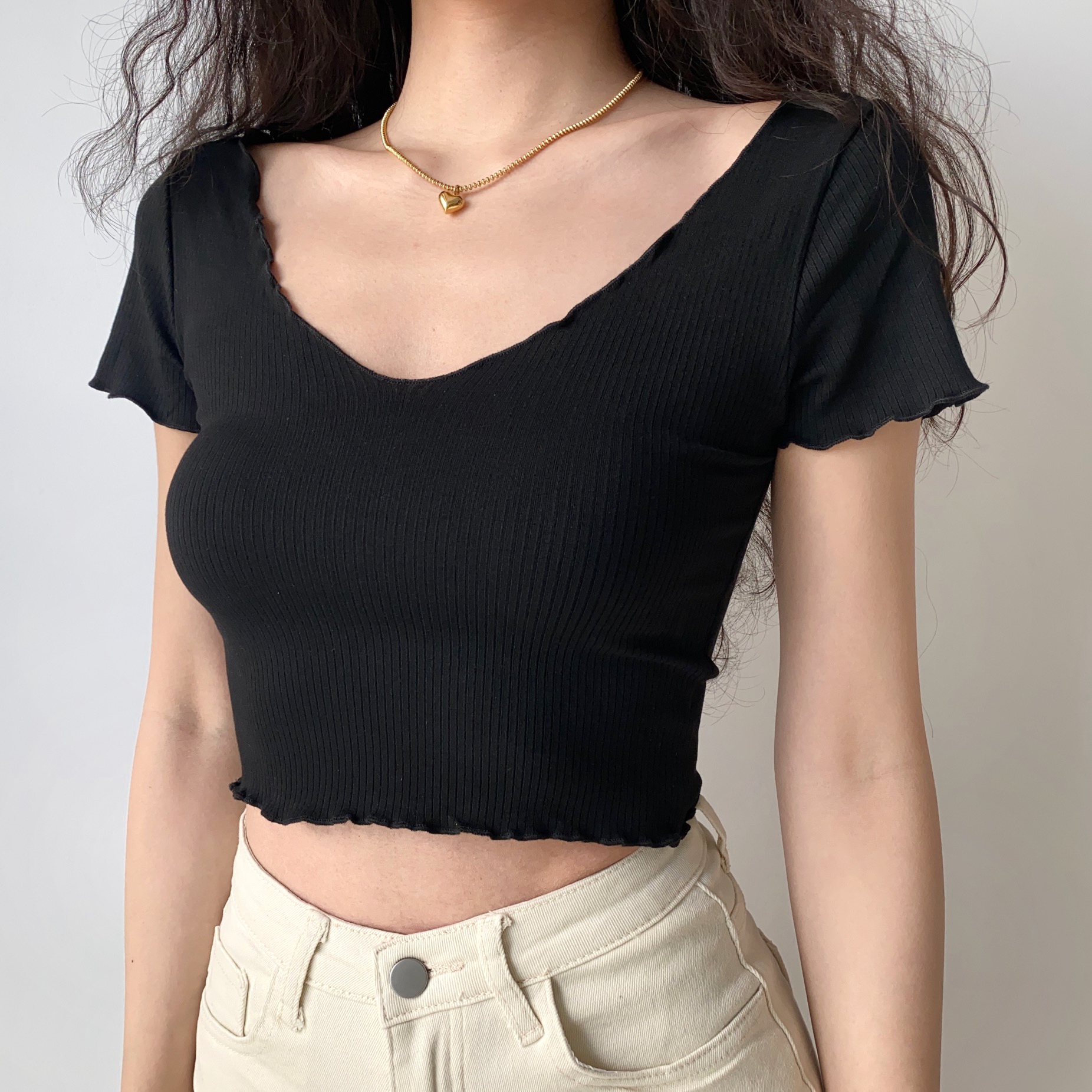 Basic Ruffle Edge V-Neck Short Sleeve Crop Top for Women - Casual 90s Inspired High Waist Tee Basic Ruffle Edge V-Neck Short Sleeve Crop Top for Women - Casual 90s Inspired High Waist Tee