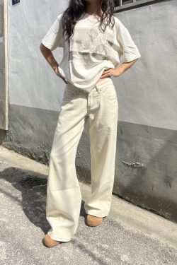 Beige Low-Waist Loose Slimming Straight Leg Pants for Petite Women - Spring 2025 Fashion Trend