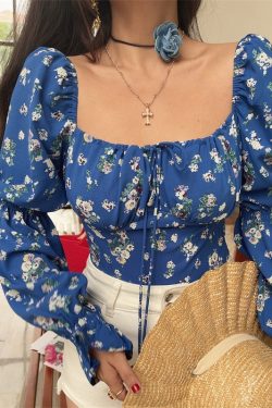 Blue Floral Cropped Blouse Shirt with French Square Neck and Lantern Sleeves for 2025 Spring/Summer Vacation Style