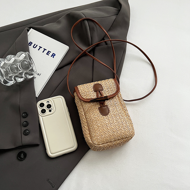 Bohemian Woven Beach Bag for Women - Summer 2025 Shoulder Crossbody Bag with Phone Pocket - Ideal for Seaside Vacations Bohemian Woven Beach Bag for Women - Summer 2025 Shoulder Crossbody Bag with Phone Pocket - Ideal for Seaside Vacations