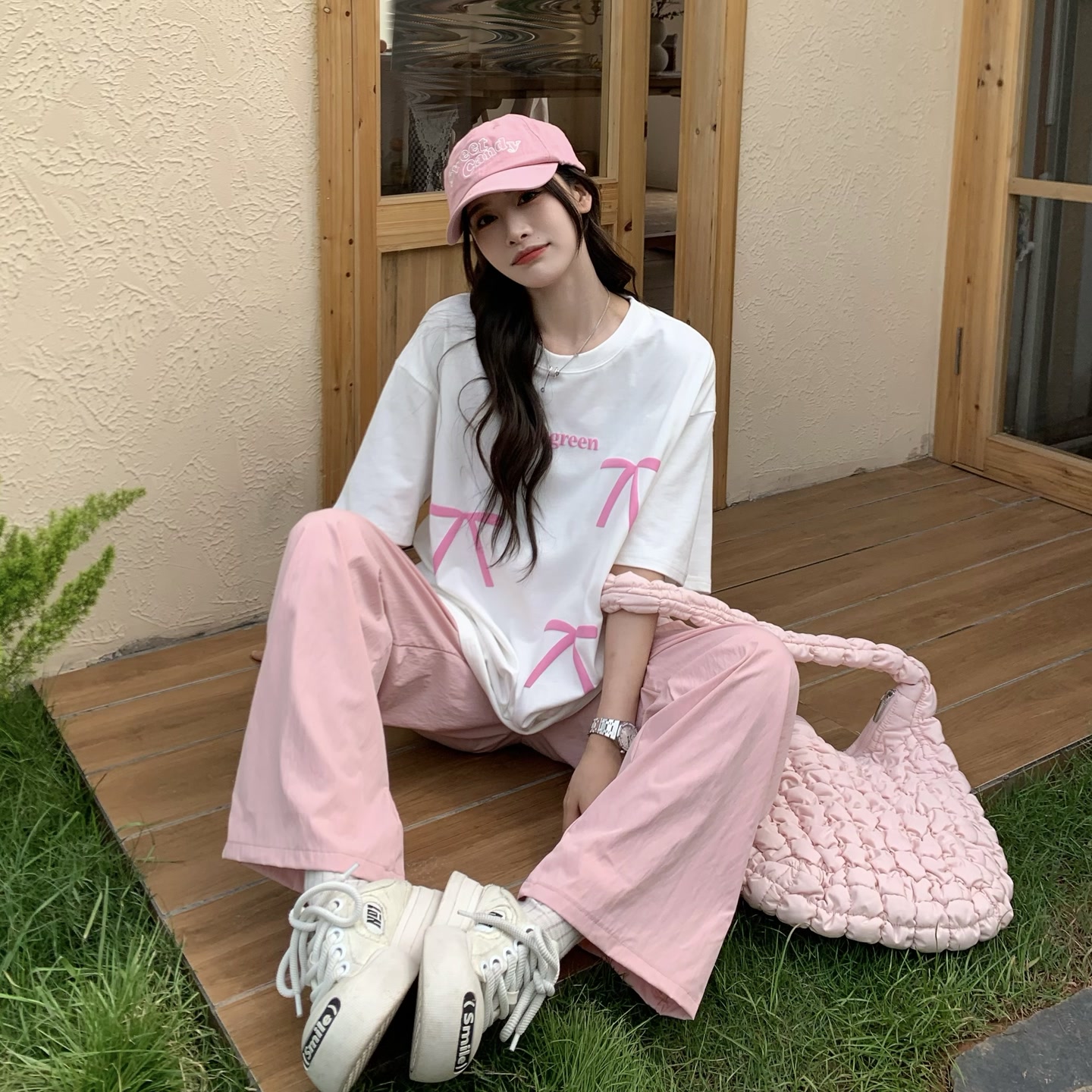 Bow Round Neck Short Sleeve T-shirt for Women - Summer Loose Versatile Sweet Top - 90s Style Sisters Design Bow Round Neck Short Sleeve T-shirt for Women - Summer Loose Versatile Sweet Top - 90s Style Sisters Design