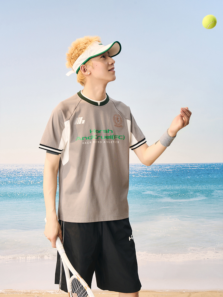 Breathable Cool Feeling Football Wind T-Shirt - Short Sleeve Couple Tee in Sorona Fabric, Perfect for Casual 90s Style Outfits Breathable Cool Feeling Football Wind T-Shirt - Short Sleeve Couple Tee in Sorona Fabric, Perfect for Casual 90s Style Outfits