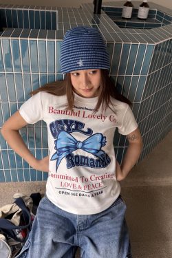 Butterfly Knot Print Short Sleeve T-Shirt for Women - American Style, Loose Fit, Casual Round Neck Top, 90s Inspired Fashion