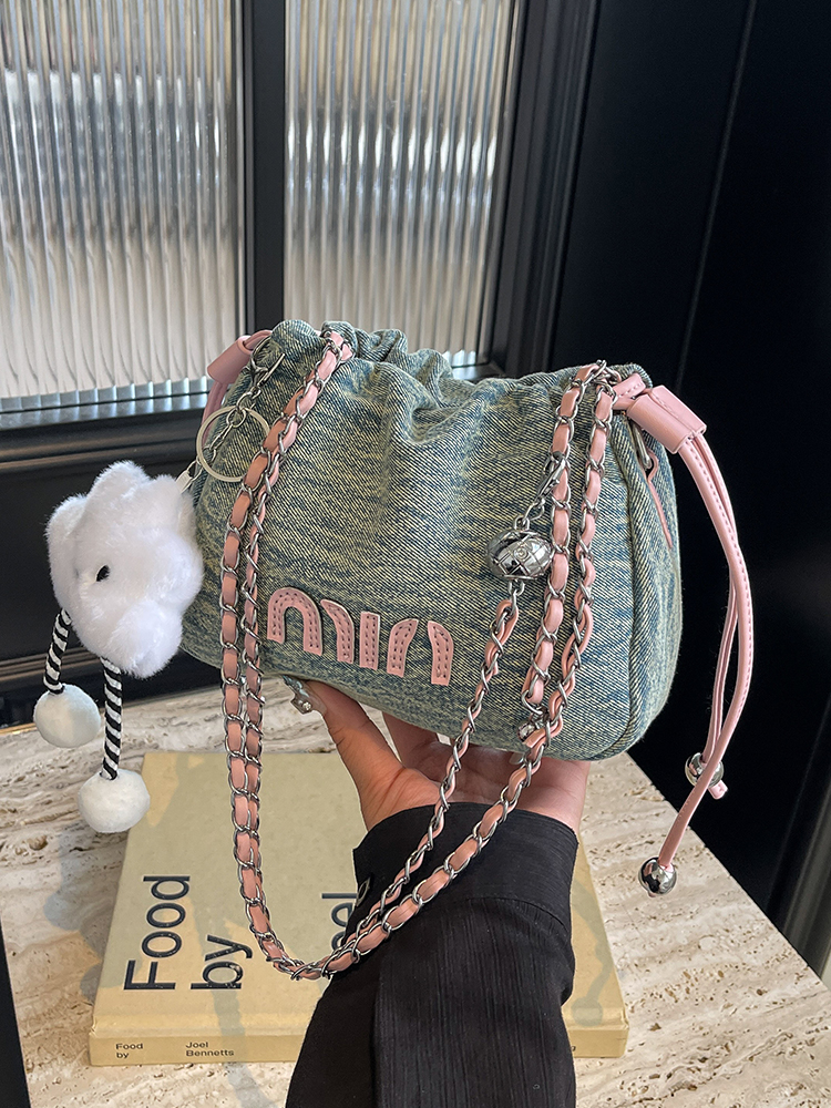 Casual Denim Bucket Bag for Women - Trendy Drawstring Shoulder Bag, Versatile Summer 2025 Style Casual Denim Bucket Bag for Women - Trendy Drawstring Shoulder Bag, Versatile Summer 2025 Style
