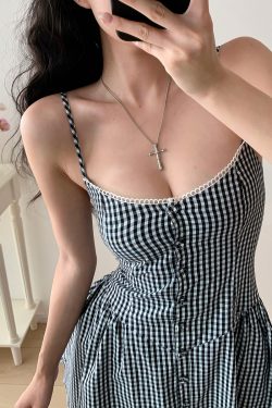 Casual V-Neck Black and White Plaid Waist-Defined Sling Dress - French Retro Sweet Girl Style for Vacation and Summer
