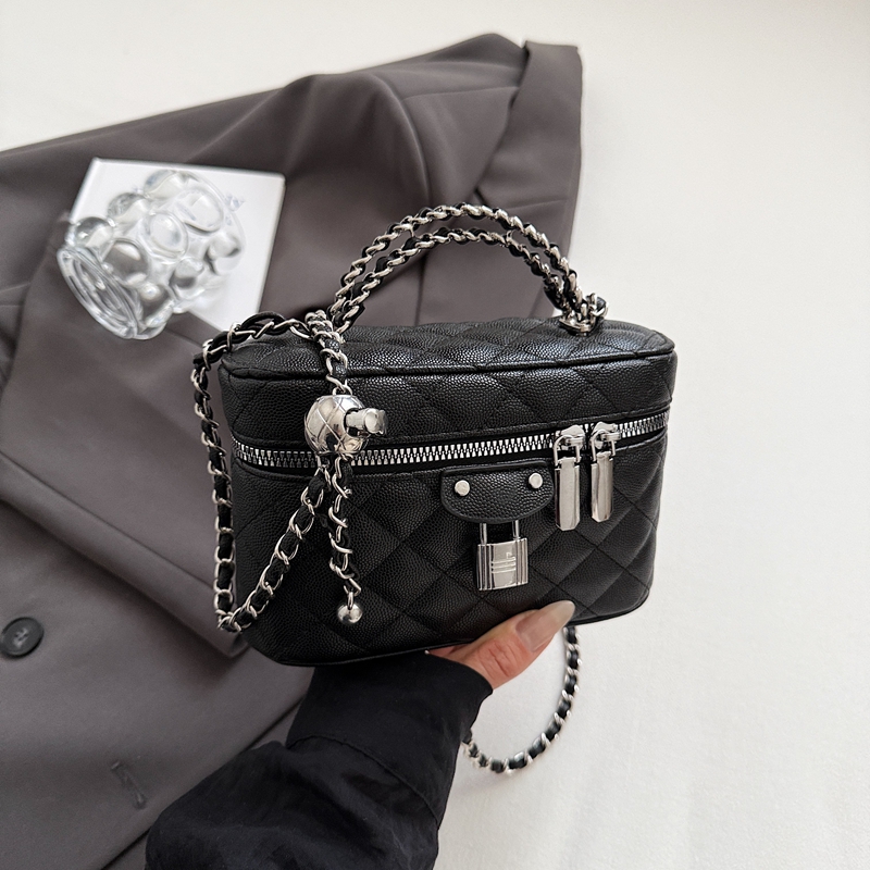 Chanel-Style Women's Diamond Quilted Chain Crossbody Shoulder Bag - 2025 Trendy High-End Fashion Handbag Chanel-Style Women's Diamond Quilted Chain Crossbody Shoulder Bag - 2025 Trendy High-End Fashion Handbag