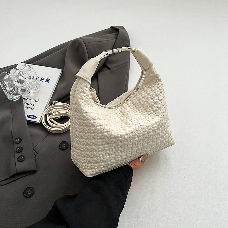 Chic Minimalist Pea Bag for Women, Summer 2025, Versatile Korean Style Shoulder & Crossbody Bag Chic Minimalist Pea Bag for Women, Summer 2025, Versatile Korean Style Shoulder & Crossbody Bag