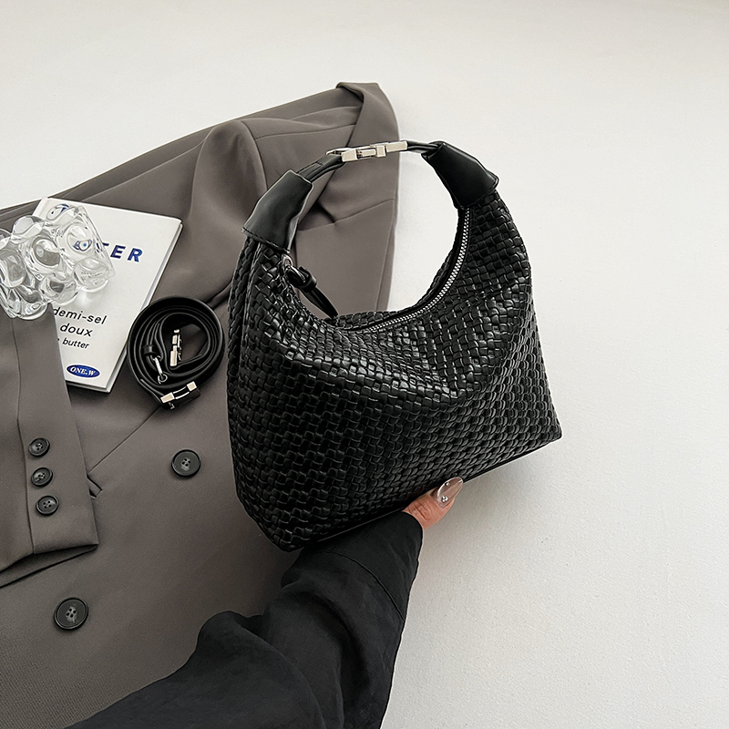 Chic Minimalist Pea Bag for Women, Summer 2025, Versatile Korean Style Shoulder & Crossbody Bag Chic Minimalist Pea Bag for Women, Summer 2025, Versatile Korean Style Shoulder & Crossbody Bag