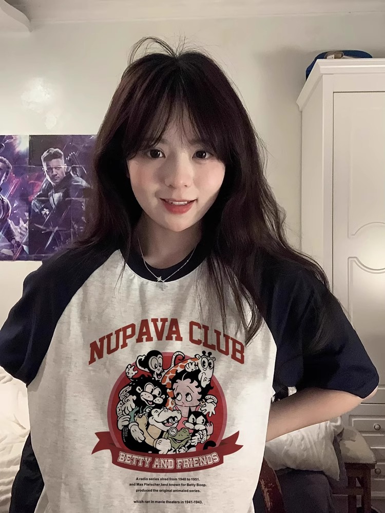 Chic Pure Cotton Hong Kong Style Cartoon Raglan Short Sleeve T-Shirt for Women Plus Size - American Retro Loose Fit Top Chic Pure Cotton Hong Kong Style Cartoon Raglan Short Sleeve T-Shirt for Women Plus Size - American Retro Loose Fit Top