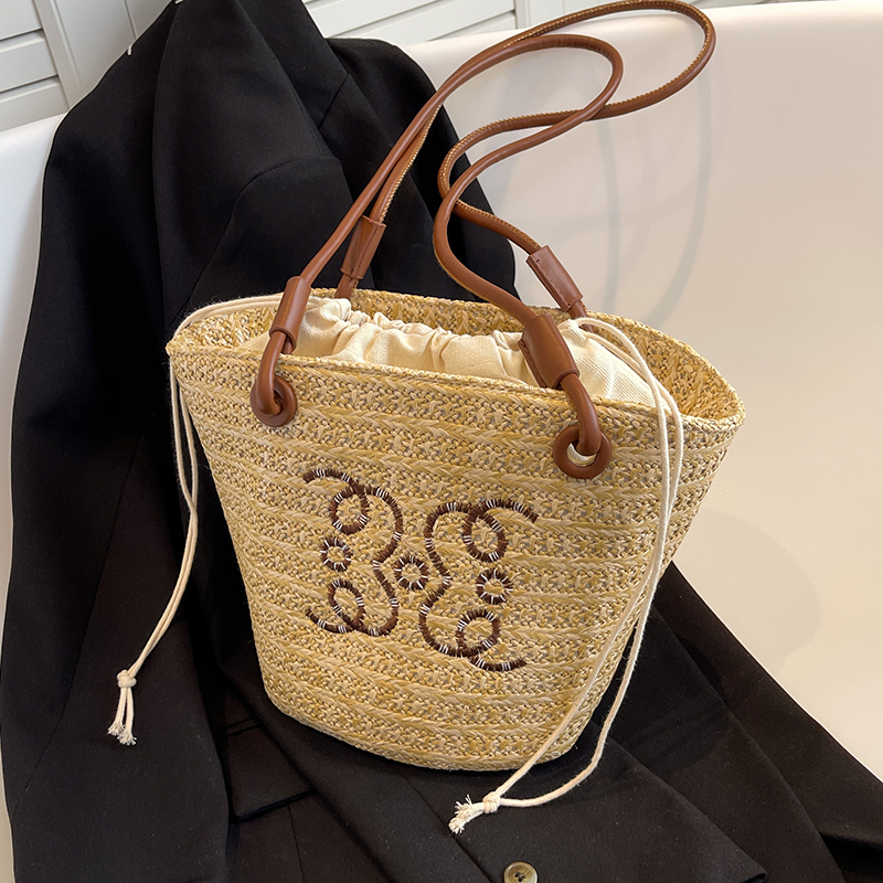 Chic Women's Summer 2025 Beach Straw Woven Shoulder Bucket Bag - Trendy Niche Fashion Accessory Chic Women's Summer 2025 Beach Straw Woven Shoulder Bucket Bag - Trendy Niche Fashion Accessory