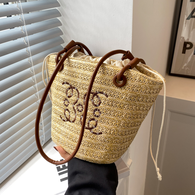 Chic Women's Summer 2025 Beach Straw Woven Shoulder Bucket Bag - Trendy Niche Fashion Accessory Chic Women's Summer 2025 Beach Straw Woven Shoulder Bucket Bag - Trendy Niche Fashion Accessory