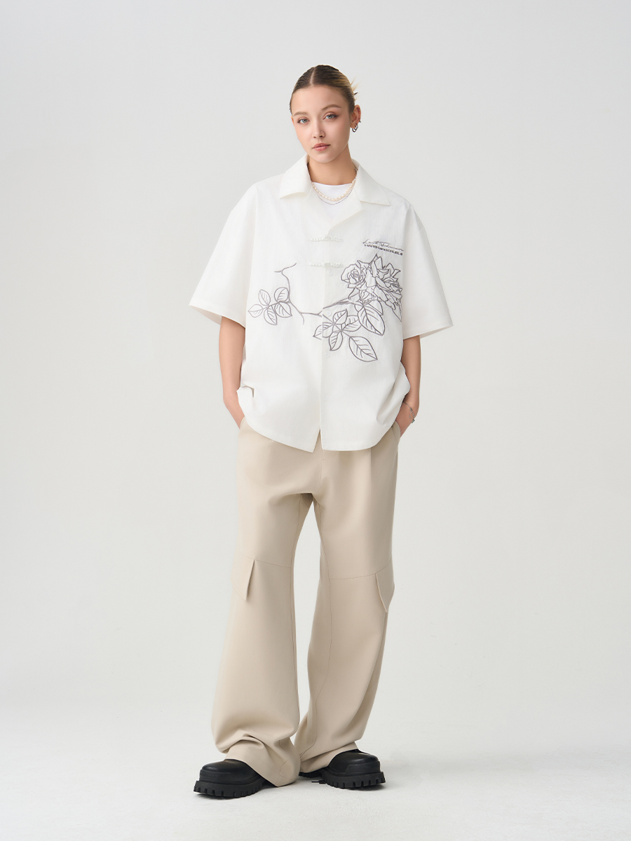 Chinese Style Buttoned Short-Sleeve Shirt with Patch Embroidery - Trendy Y2K Fashion for a Chic Look Chinese Style Buttoned Short-Sleeve Shirt with Patch Embroidery - Trendy Y2K Fashion for a Chic Look