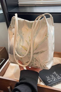 Chinese-Style Embroidered Single-Shoulder Bucket Bag for Women - 2025 Summer National Style Fashion, Large Capacity Commuting Tote