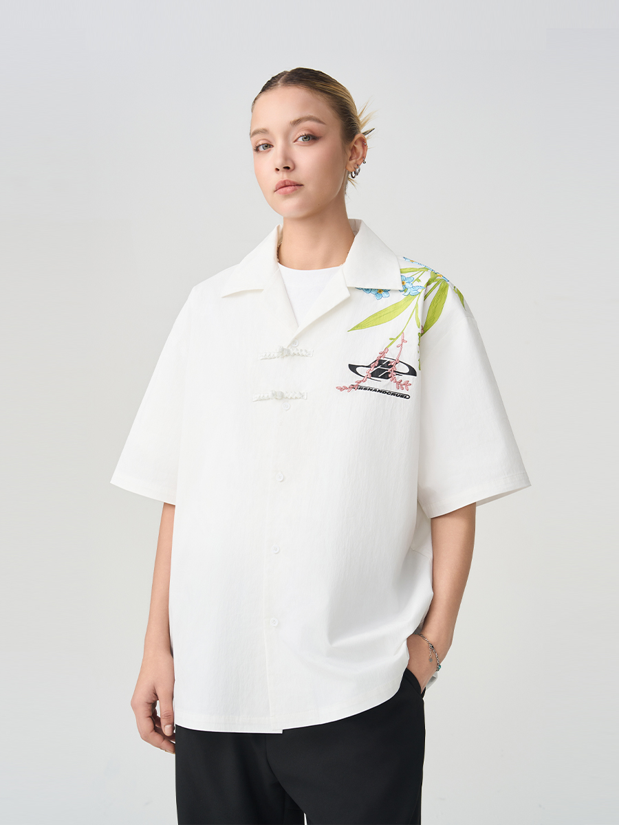 Chinese-Style Floral Embroidery Short-Sleeve Shirt - Minimalist Shoulder-Length Streetwear Top Chinese-Style Floral Embroidery Short-Sleeve Shirt - Minimalist Shoulder-Length Streetwear Top