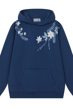 Chinese-Style Floral Wreath Embroidery Hoodie - Y2K Inspired Silhouette Sweatshirt for Trendy Urban Fashion