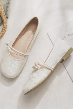 Chinese Style Sheepskin Mary Jane Shoes, Elegant Evening Flats for Women, Exquisite French Design, Perfect with Skirts and Dresses