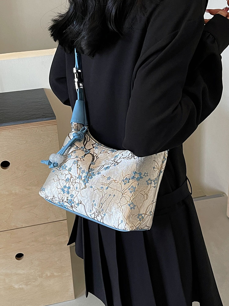 Chinese-Style Women's Handheld Pea Bag, 2025 Summer Fashion Embroidered Crossbody Shoulder Bag, National Style High-End Design Chinese-Style Women's Handheld Pea Bag, 2025 Summer Fashion Embroidered Crossbody Shoulder Bag, National Style High-End Design