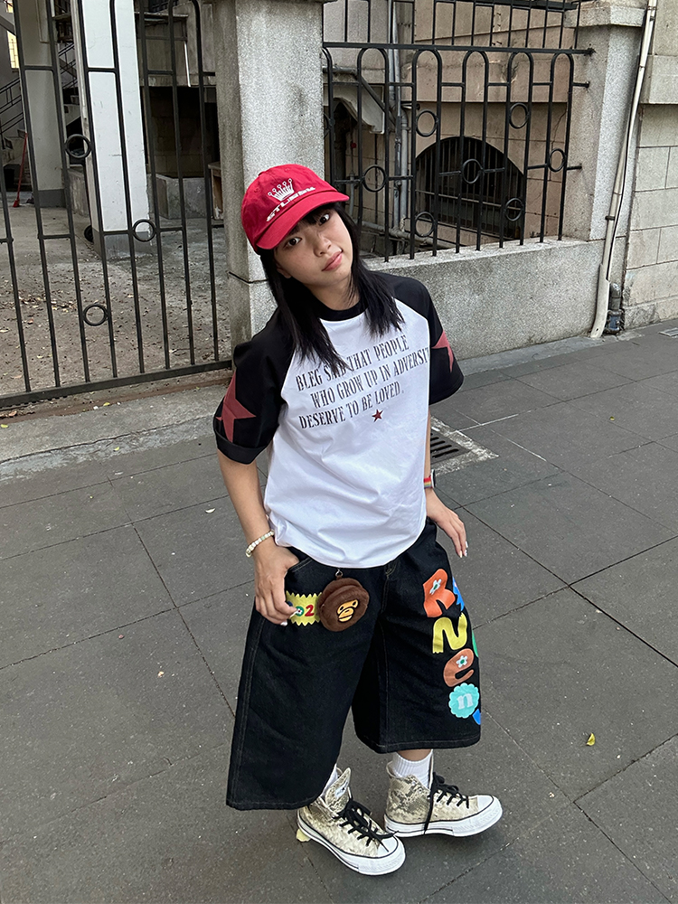 Color Block Raglan Short Sleeve T-Shirt for Men and Women - Trendy American Style Summer Top with Letter and Star Design Color Block Raglan Short Sleeve T-Shirt for Men and Women - Trendy American Style Summer Top with Letter and Star Design