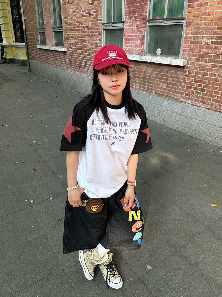 Color Block Raglan Short Sleeve T-Shirt for Men and Women - Trendy American Style Summer Top with Letter and Star Design Color Block Raglan Short Sleeve T-Shirt for Men and Women - Trendy American Style Summer Top with Letter and Star Design