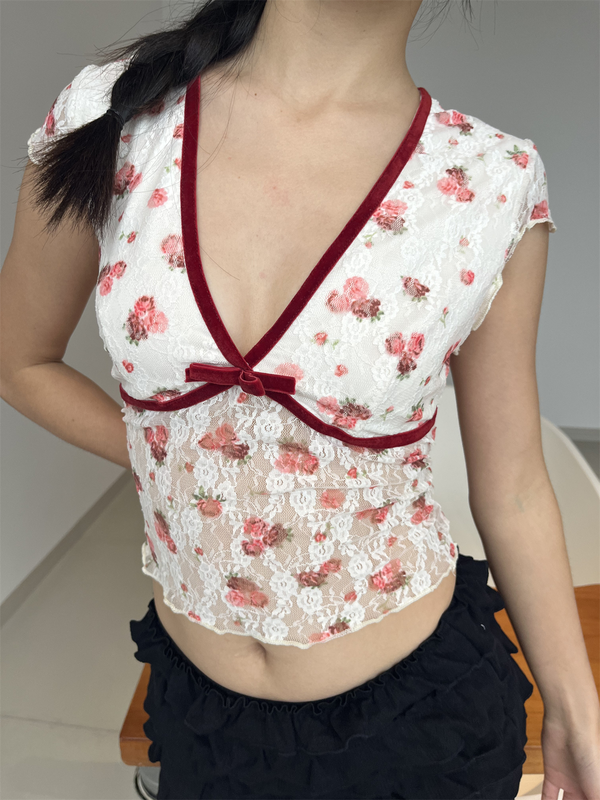 Color-Block V-Neck Lace Bow Chest Design Pullover Crop Short Sleeve T-Shirt for Women - Y2K Inspired Fashion Top Color-Block V-Neck Lace Bow Chest Design Pullover Crop Short Sleeve T-Shirt for Women - Y2K Inspired Fashion Top