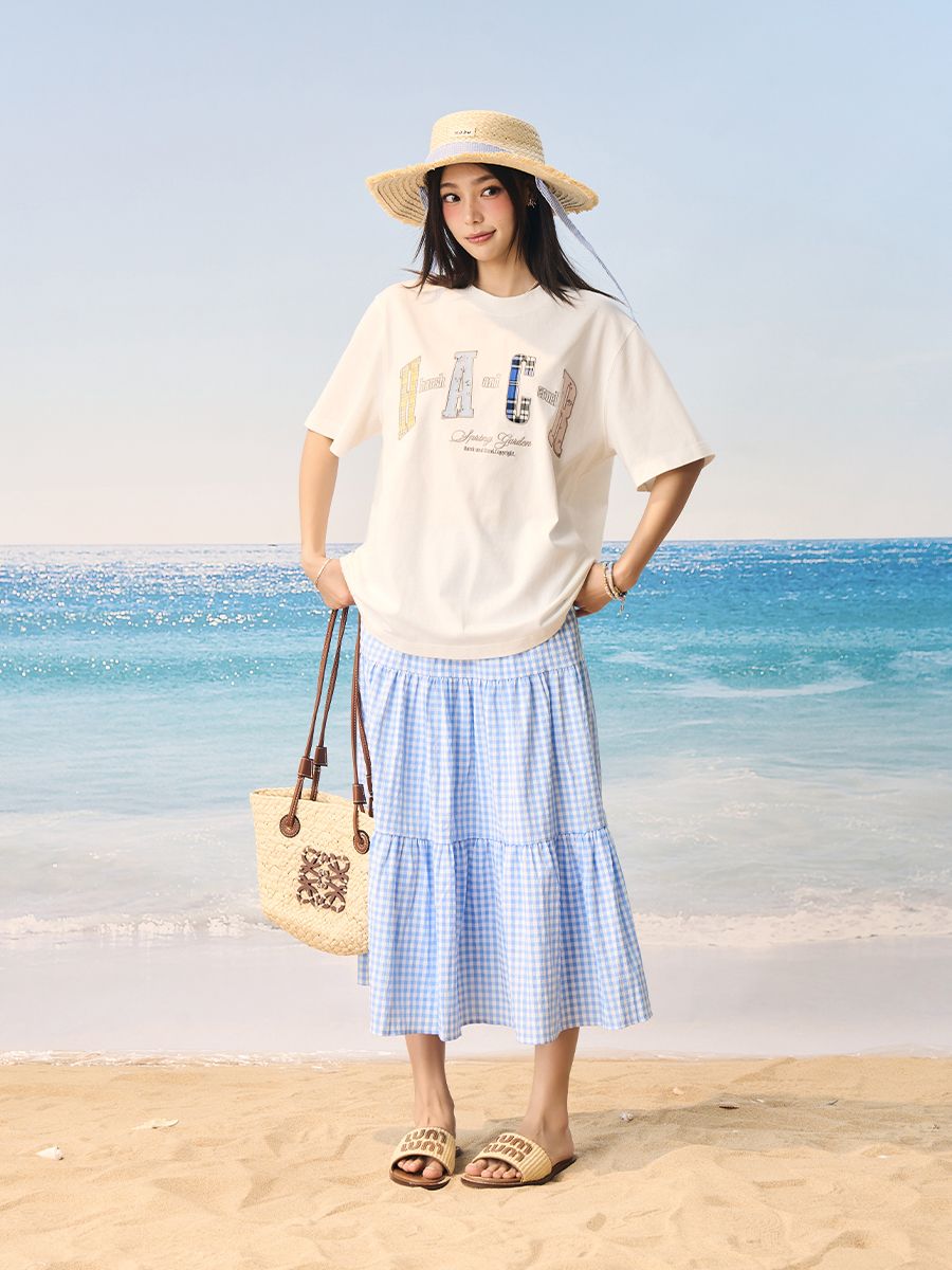 Color-Blocking Floral Patchwork Embroidered Round Neck Loose Short-Sleeve T-Shirt for Kids and Adults - Playful 90s Style Color-Blocking Floral Patchwork Embroidered Round Neck Loose Short-Sleeve T-Shirt for Kids and Adults - Playful 90s Style