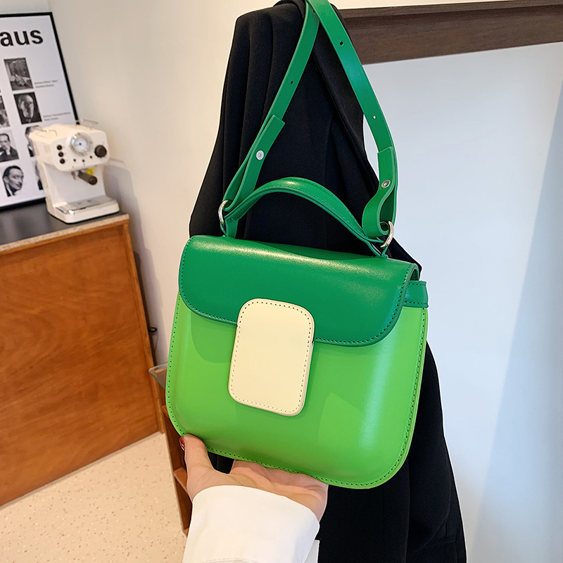 Color-Blocking Small Handbag for Women - Trendy Crossbody Bag, Versatile Square Design for Spring/Summer 2025 Fashion Color-Blocking Small Handbag for Women - Trendy Crossbody Bag, Versatile Square Design for Spring/Summer 2025 Fashion