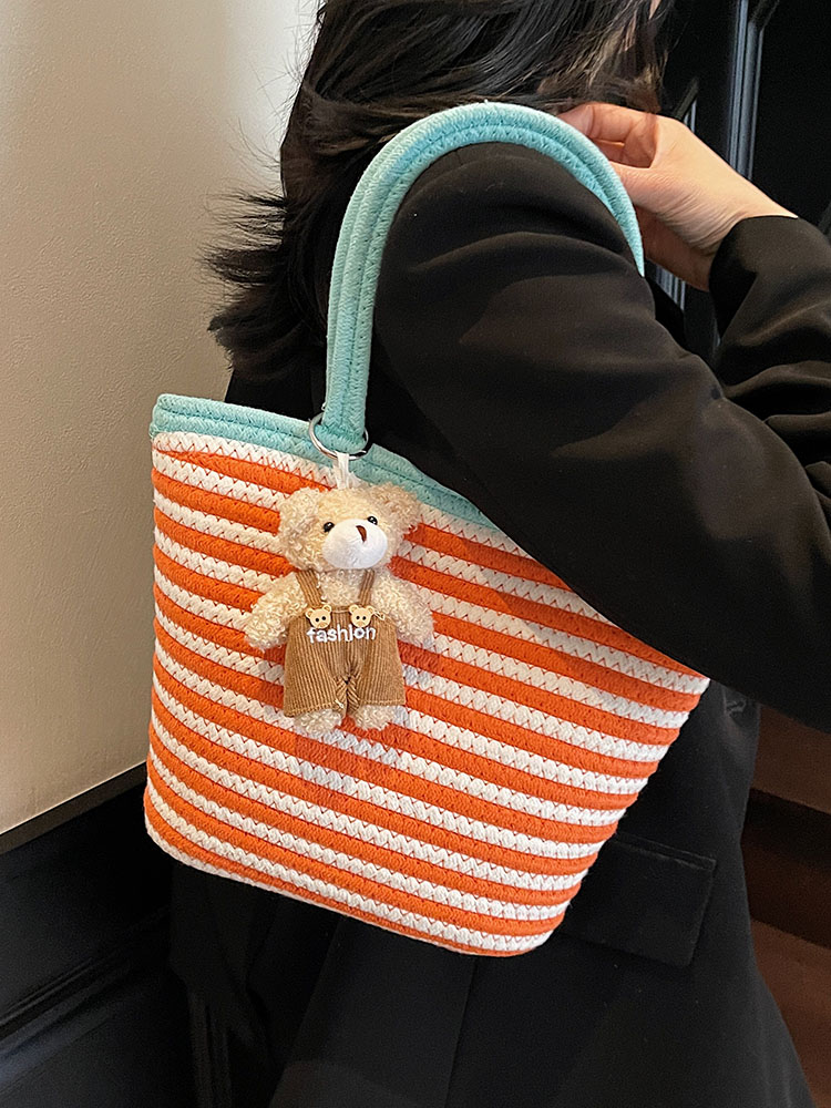 Color-Blocking Striped Woven Shoulder Bag for Women - Versatile Summer 2025 Beach Bucket Bag Color-Blocking Striped Woven Shoulder Bag for Women - Versatile Summer 2025 Beach Bucket Bag