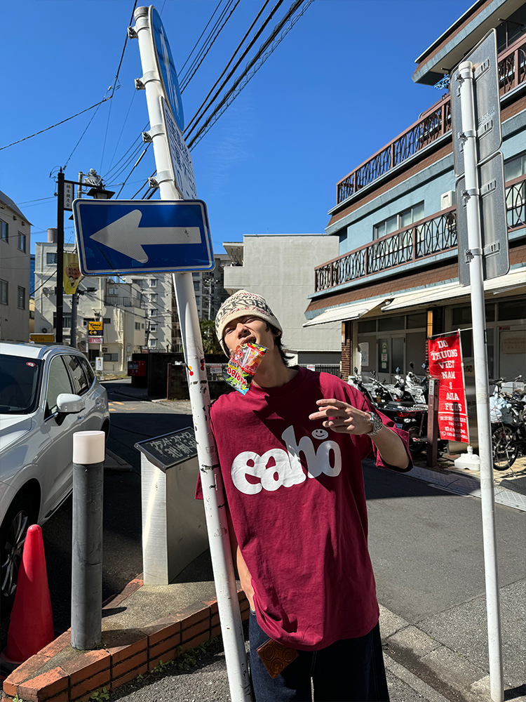 Colorful English Short Sleeve T-Shirt for Men and Women, Round Neck, Regular Fit, Couple's Hip-Hop Style, Trendy Urban Fashion Top Colorful English Short Sleeve T-Shirt for Men and Women, Round Neck, Regular Fit, Couple's Hip-Hop Style, Trendy Urban Fashion Top