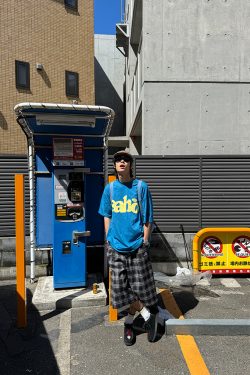 Colorful English Short Sleeve T-Shirt for Men and Women, Round Neck, Regular Fit, Couple's Hip-Hop Style, Trendy Urban Fashion Top