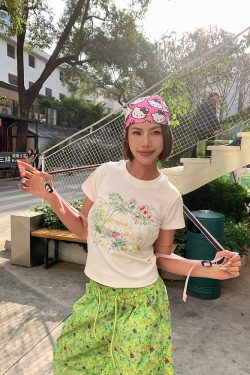 Colorful Floral Print Round Neck T-Shirt for Men and Women - Loose Casual Summer Base Layer - Y2K Style