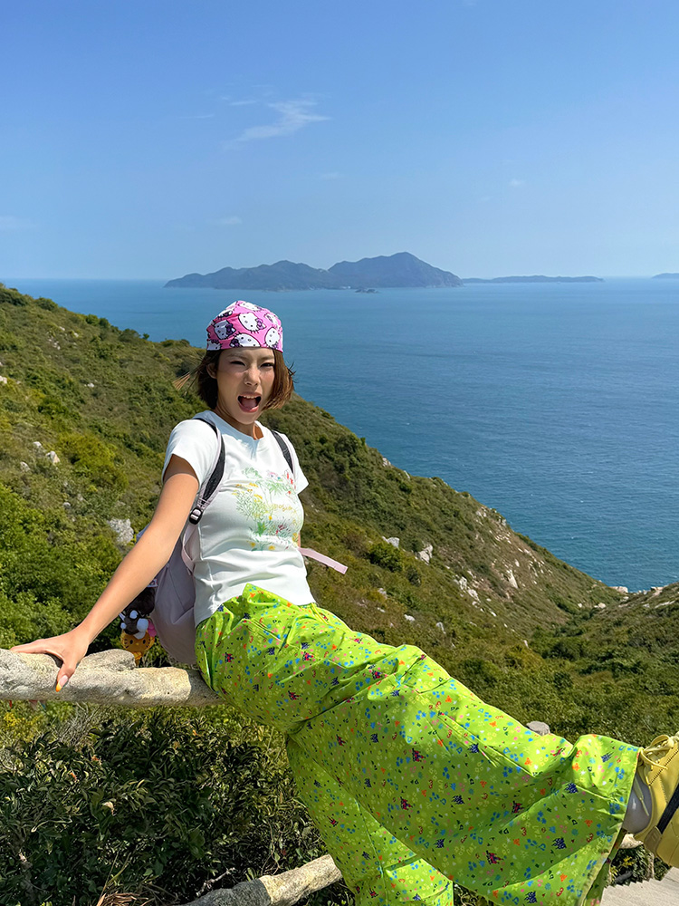 Colorful Floral Print Round Neck T-Shirt for Men and Women - Loose Casual Summer Base Layer - Y2K Style Colorful Floral Print Round Neck T-Shirt for Men and Women - Loose Casual Summer Base Layer - Y2K Style