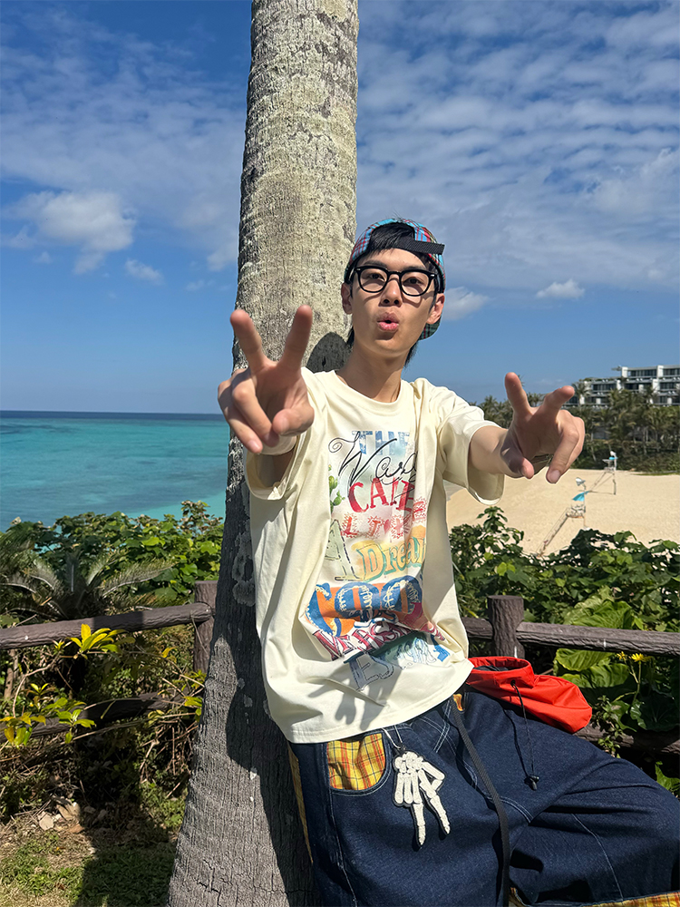 Colorful Letter Printed Short Sleeve T-Shirt for Men and Women - Casual Loose Fit Summer Minimalist Top, American Style Fashion Colorful Letter Printed Short Sleeve T-Shirt for Men and Women - Casual Loose Fit Summer Minimalist Top, American Style Fashion