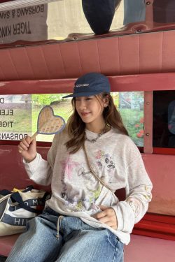 Colorful Yarn Sun Protection Long Sleeve T-Shirt for Men & Women - Summer Loose Fit Casual Top, American Style, Lightweight