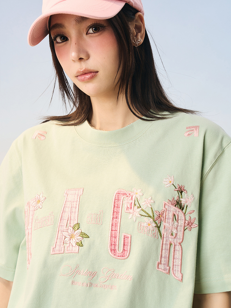 Cooling Guava Series Small Fragrant Patch Embroidered Couple Summer Sorona T-Shirt for Men and Women Cooling Guava Series Small Fragrant Patch Embroidered Couple Summer Sorona T-Shirt for Men and Women