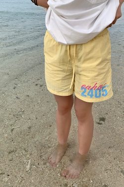 Custom American Letter Print Beach Shorts for Men and Women - Colorful Dopamine Sports Casual Loose Five-Point Shorts