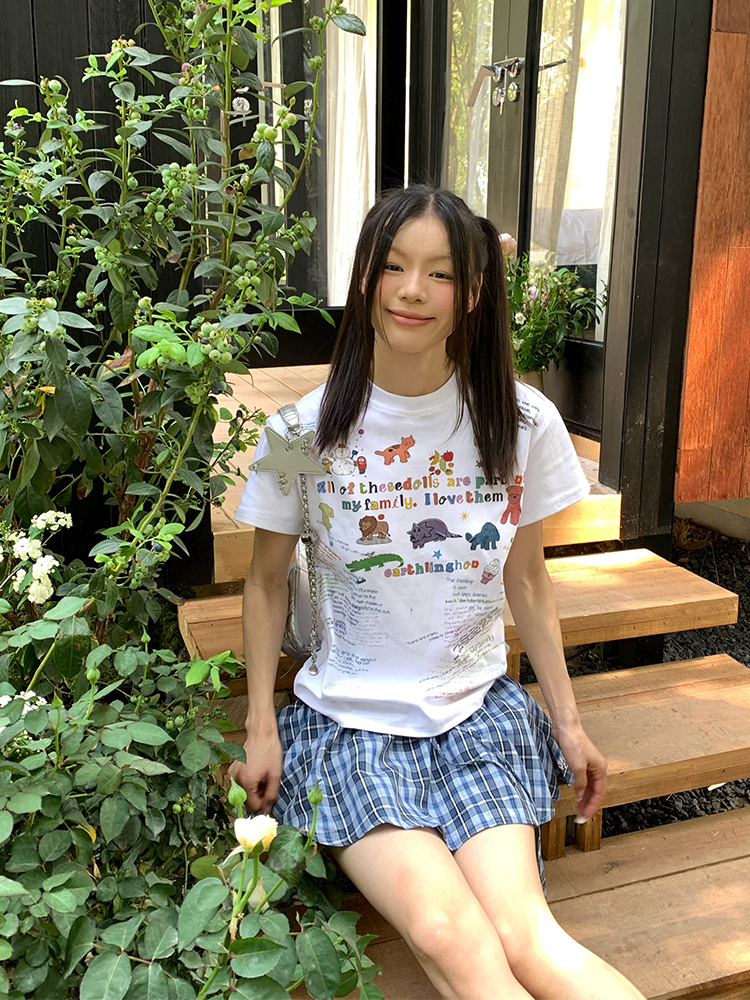 Custom Cartoon Letter Print Round Neck T-Shirt for Men and Women, Loose Casual Short Sleeve Top, Versatile Streetwear Style Custom Cartoon Letter Print Round Neck T-Shirt for Men and Women, Loose Casual Short Sleeve Top, Versatile Streetwear Style