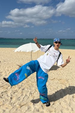 Custom Summer Undersea Animal Minimalist Letter Round Neck T-Shirt for Men and Women - Loose Casual Style, Perfect for 90s and Y2K Fashion