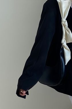 Cute Bow Crescent Bag for Women - Handheld Underarm Single-Shoulder Small Bag for Spring and Summer Fashion