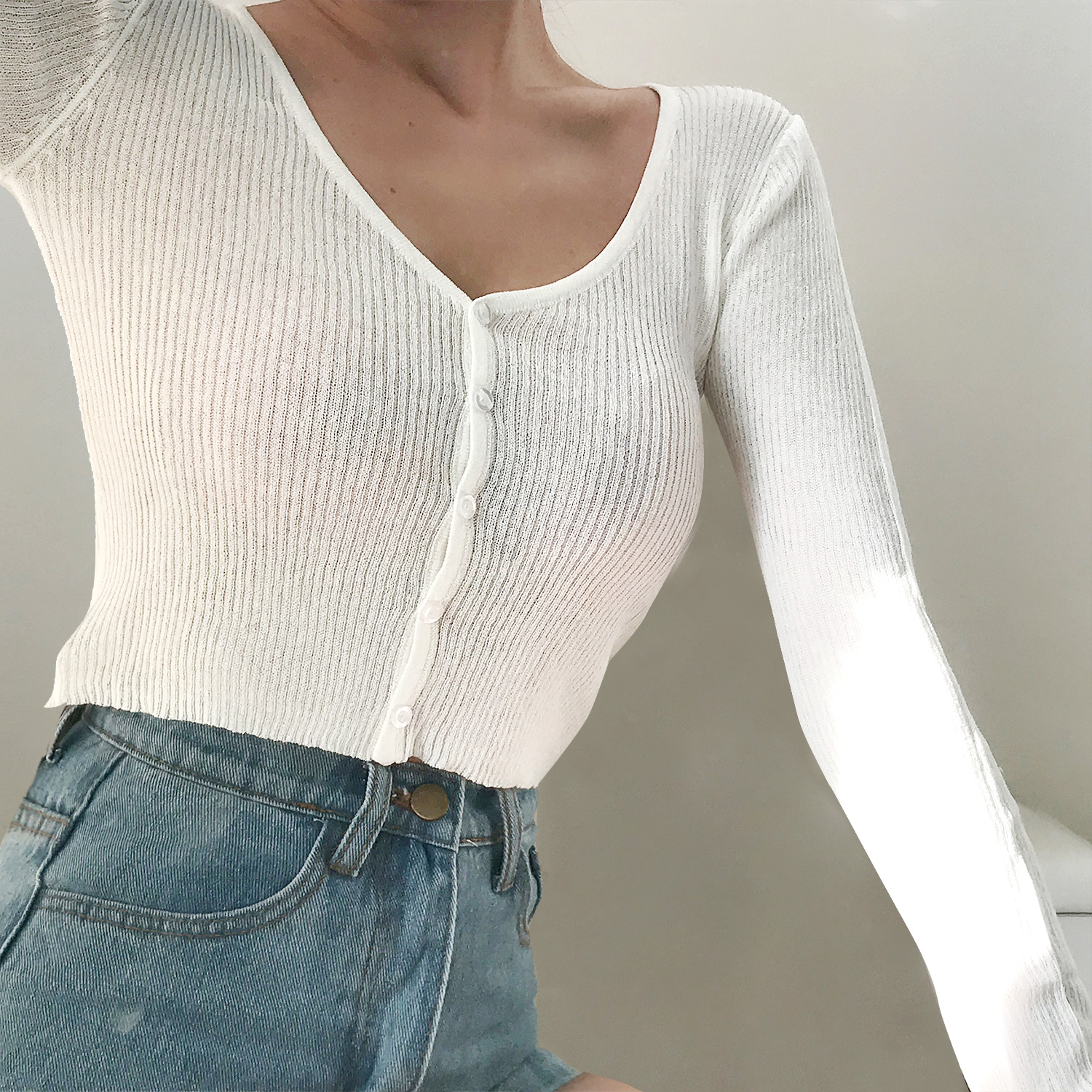 Cute Girl V-neck Single-Breasted Slim High-Waist Long Sleeve Sun Protection Cardigan - Thin Knitted Sweater for Spring 90s Y2K Style Cute Girl V-neck Single-Breasted Slim High-Waist Long Sleeve Sun Protection Cardigan - Thin Knitted Sweater for Spring 90s Y2K Style