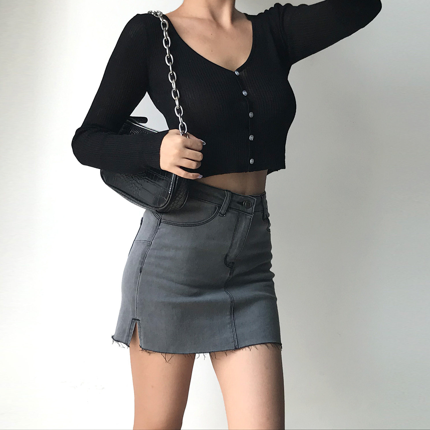Cute Girl V-neck Single-Breasted Slim High-Waist Long Sleeve Sun Protection Cardigan - Thin Knitted Sweater for Spring 90s Y2K Style Cute Girl V-neck Single-Breasted Slim High-Waist Long Sleeve Sun Protection Cardigan - Thin Knitted Sweater for Spring 90s Y2K Style