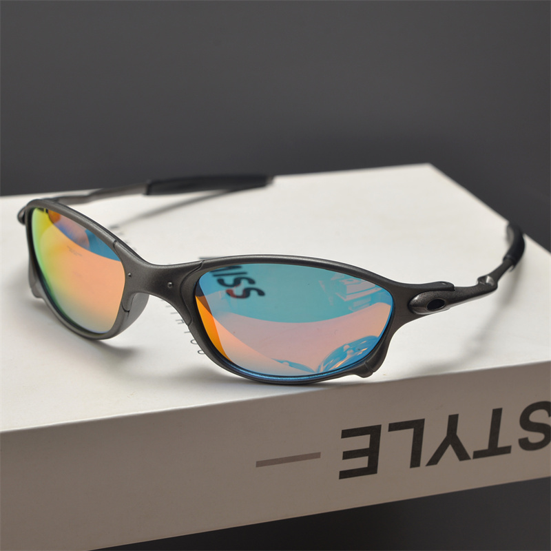 Cyberpunk Futuristic Round Frame Colorful Laser Sunglasses for Hip-Hop Style Cycling - European American Fashion Accessory Cyberpunk Futuristic Round Frame Colorful Laser Sunglasses for Hip-Hop Style Cycling - European American Fashion Accessory