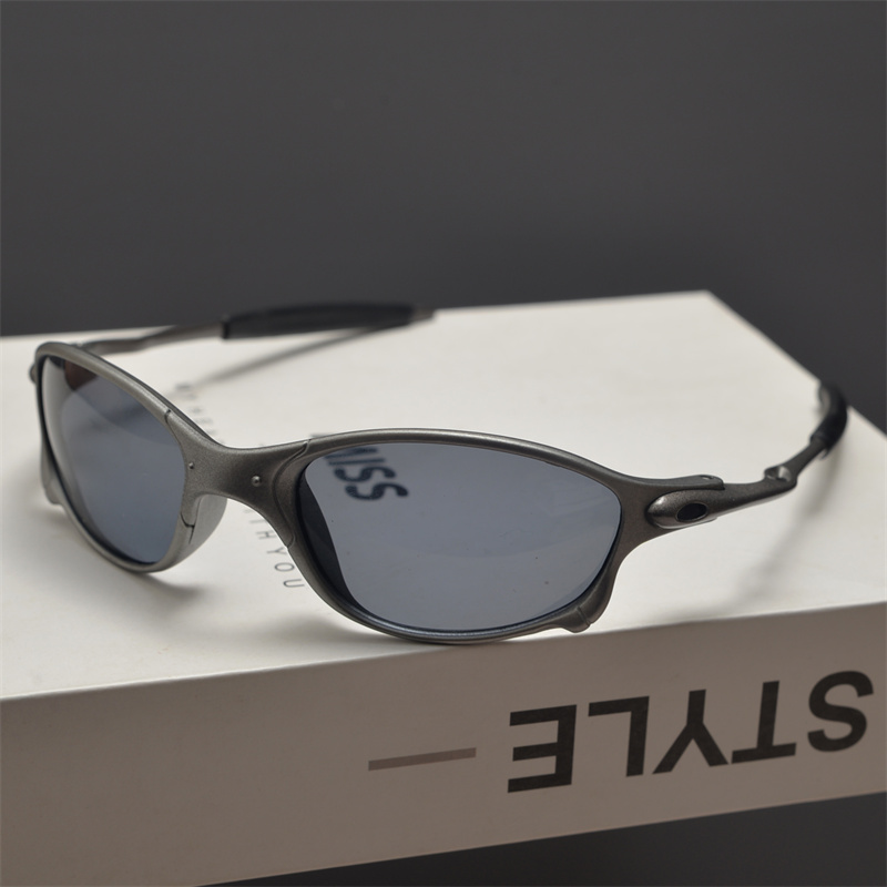 Cyberpunk Futuristic Round Frame Colorful Laser Sunglasses for Hip-Hop Style Cycling - European American Fashion Accessory Cyberpunk Futuristic Round Frame Colorful Laser Sunglasses for Hip-Hop Style Cycling - European American Fashion Accessory