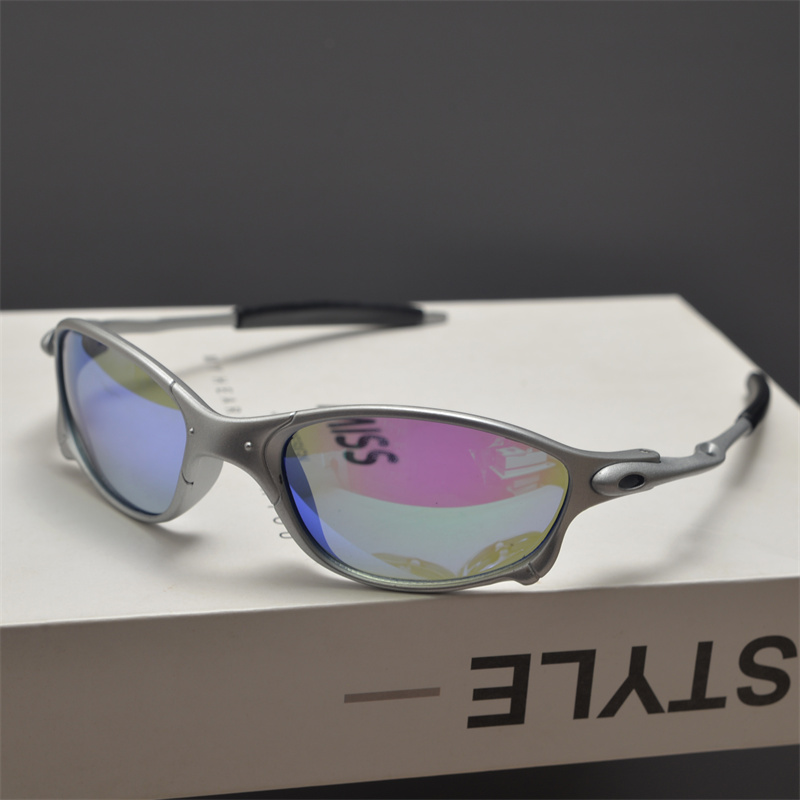 Cyberpunk Futuristic Round Frame Colorful Laser Sunglasses for Hip-Hop Style Cycling - European American Fashion Accessory Cyberpunk Futuristic Round Frame Colorful Laser Sunglasses for Hip-Hop Style Cycling - European American Fashion Accessory