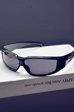 Cyberpunk Futuristic Tech-Style Sunglasses for Men and Women, Retro Millennial Streetwear Cycling Eyewear
