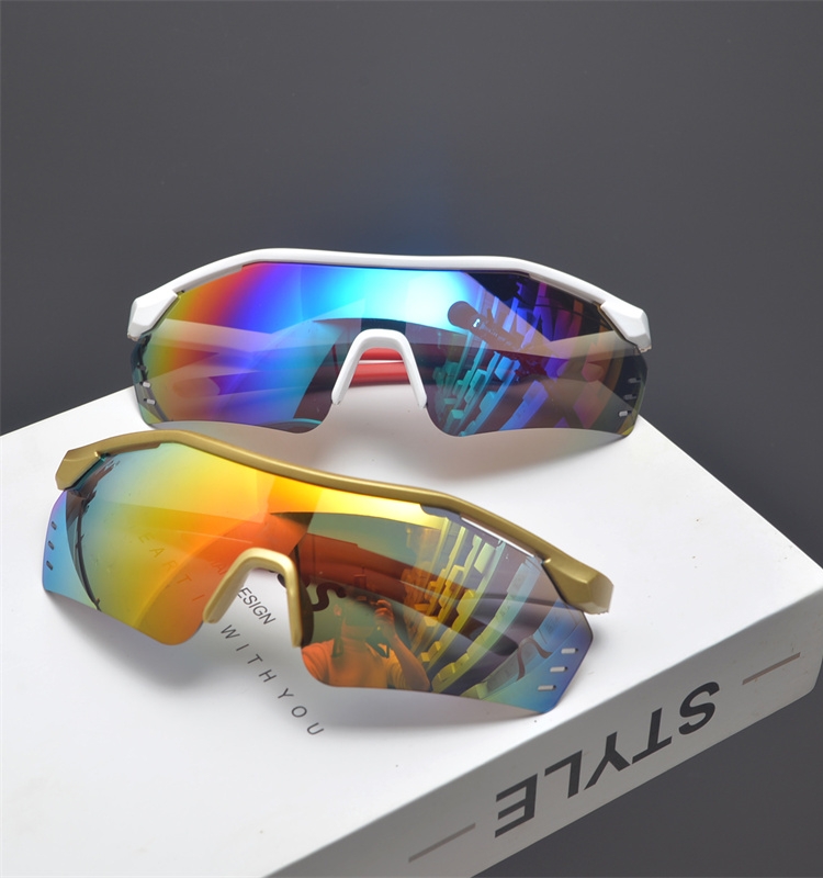 Cyberpunk Futuristic Unisex Outdoor Cycling Sunglasses with Windproof Design and Colorful Laser Lenses Cyberpunk Futuristic Unisex Outdoor Cycling Sunglasses with Windproof Design and Colorful Laser Lenses