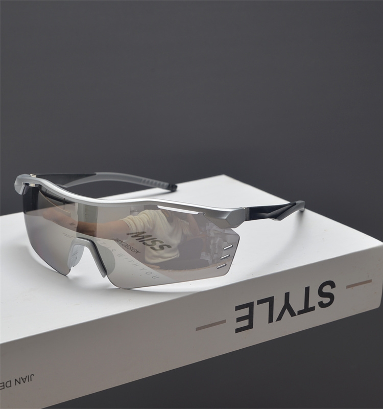 Cyberpunk Futuristic Unisex Outdoor Cycling Sunglasses with Windproof Design and Colorful Laser Lenses Cyberpunk Futuristic Unisex Outdoor Cycling Sunglasses with Windproof Design and Colorful Laser Lenses