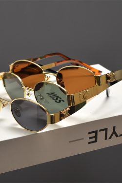 Cyberpunk Oval Metal Letter Sunglasses for Women - High-End Korean Style Retro Hip-Hop Eyewear - European & American Fashion