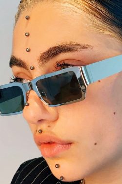 Cyberpunk Rectangular Sunglasses for Men & Women - Trendy Hip-Hop & European-American Style, Ideal for Round Faces